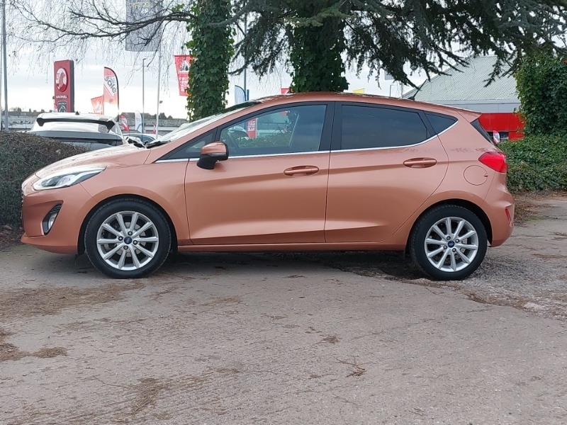 Used Ford Fiesta 2017 for sale - 77189808: Photo 4