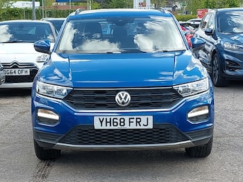 Used Volkswagen T-Roc 2018 for sale - 78595046: Photo