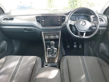 Used Volkswagen T-Roc 2018 for sale - 78595046: Photo