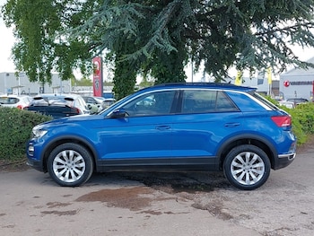 Used Volkswagen T-Roc 2018 for sale - 78595046: Photo