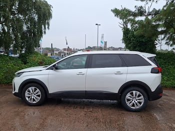 Used Peugeot 5008 2023 for sale - 79704074: Photo