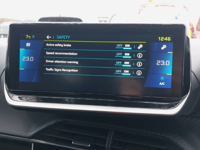 Used Peugeot 2008 2022 for sale - 77530800: Photo 17