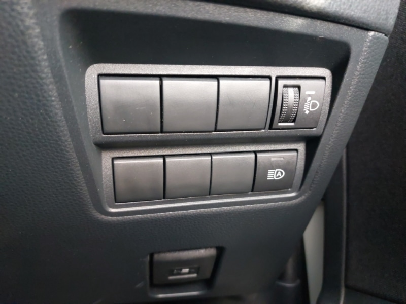 Used Toyota Yaris 2023 for sale - 76987234: Photo 18