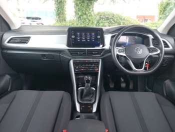 Used Volkswagen T-Roc 2024 for sale - 75080271: Photo
