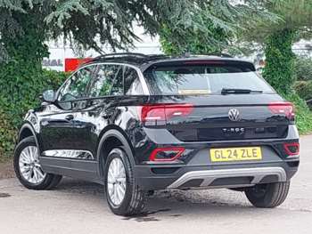 Used Volkswagen T-Roc 2024 for sale - 75080271: Photo