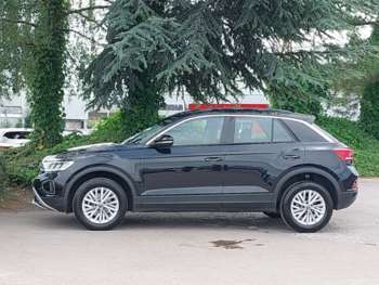 Used Volkswagen T-Roc 2024 for sale - 75080271: Photo