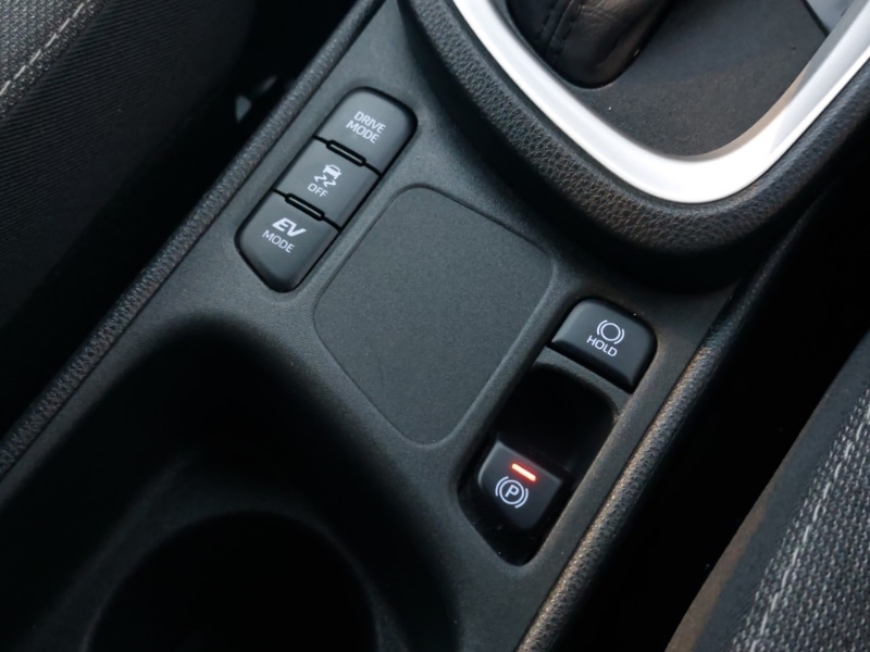 Used Toyota Yaris Cross 2022 for sale - 76713612: Photo 18