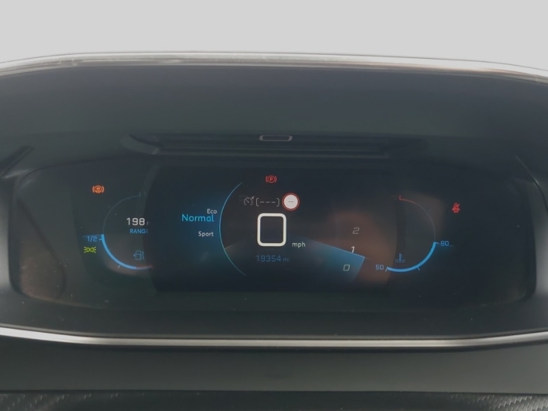 Used Peugeot 2008 2021 for sale - 76816231: Photo 15