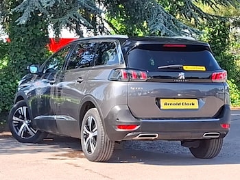 Used Peugeot 5008 2023 for sale - 79056422: Photo