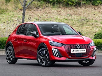 Peugeot - 208