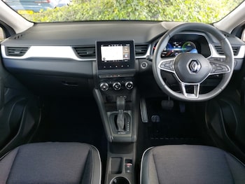 Used Renault Captur 2023 for sale - 78559496: Photo