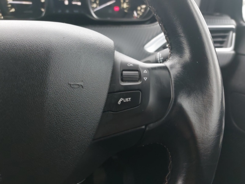 Used Peugeot 2008 2017 for sale - 77035129: Photo 14