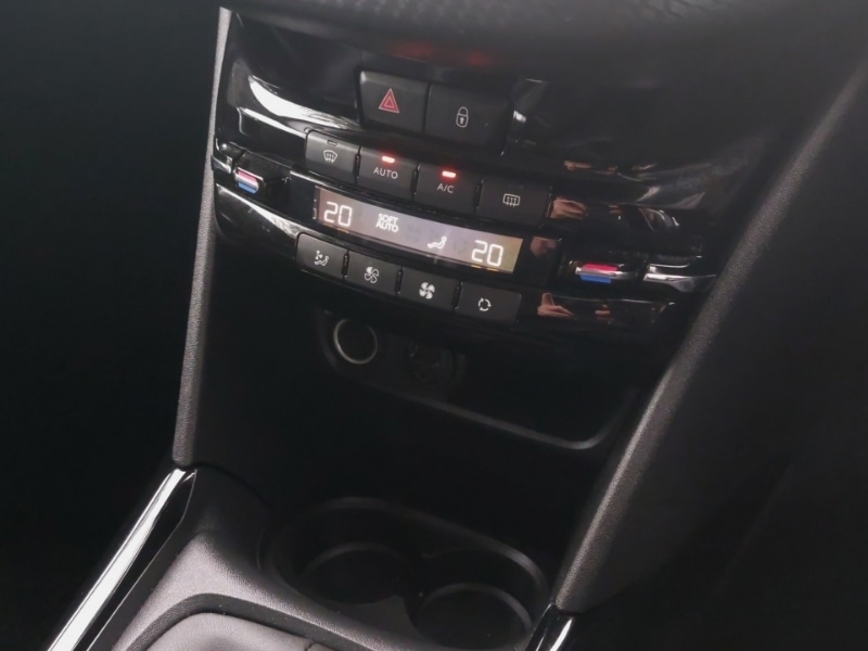 Used Peugeot 2008 2017 for sale - 77035129: Photo 18