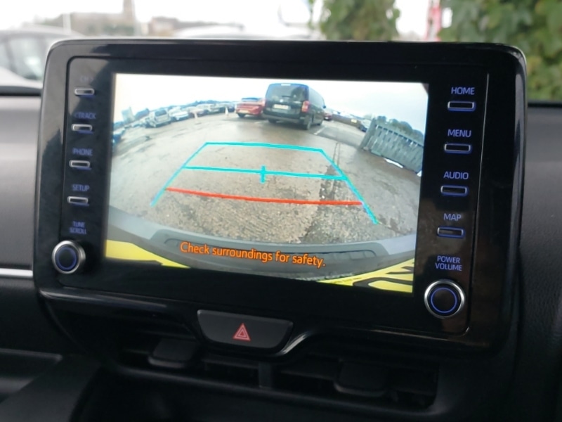 Used Toyota Yaris 2021 for sale - 76763655: Photo 11