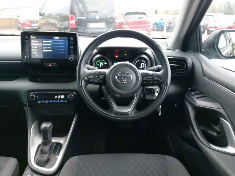 Used Toyota Yaris 2021 for sale - 76763655: Photo 12