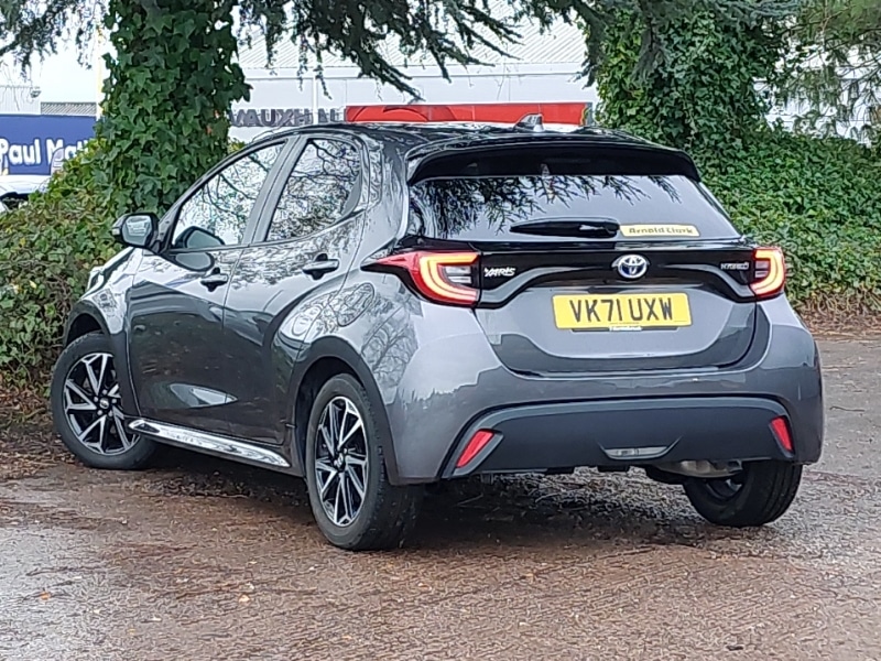 Used Toyota Yaris 2021 for sale - 76763655: Photo 3