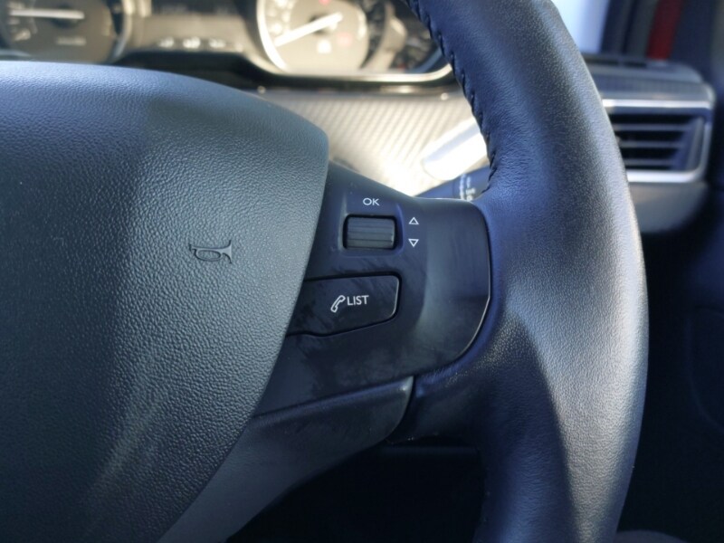 Used Peugeot 208 2018 for sale - 76779413: Photo 14