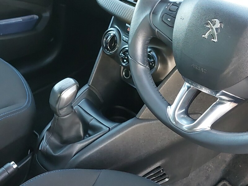 Used Peugeot 208 2018 for sale - 76779413: Photo 19