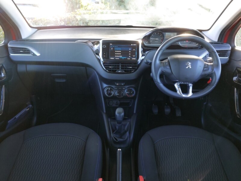 Used Peugeot 208 2018 for sale - 76779413: Photo 2