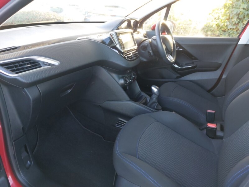 Used Peugeot 208 2018 for sale - 76779413: Photo 5