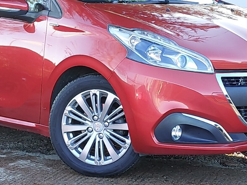 Used Peugeot 208 2018 for sale - 76779413: Photo 9