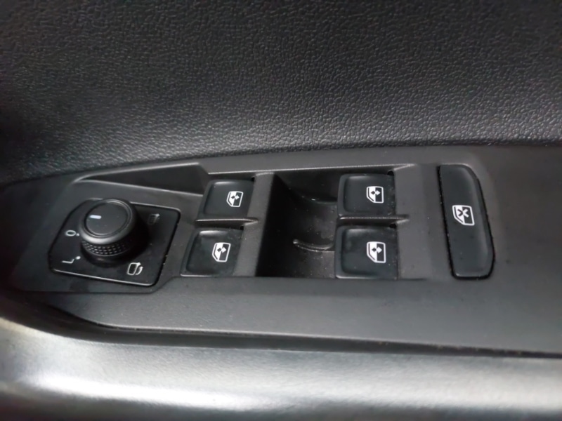 Used Volkswagen Polo 2023 for sale - 76897470: Photo 16