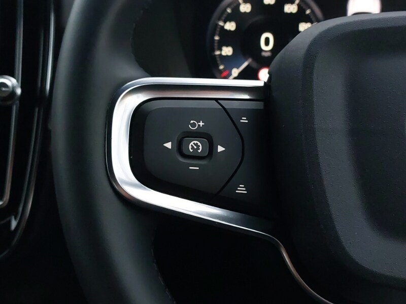 Used Volvo XC40 2023 for sale - 77573217: Photo 13