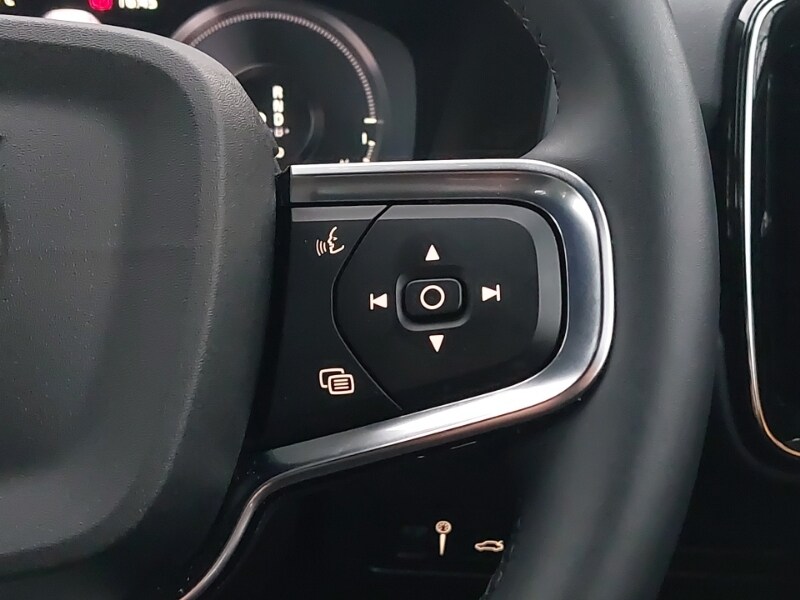 Used Volvo XC40 2023 for sale - 77573217: Photo 14