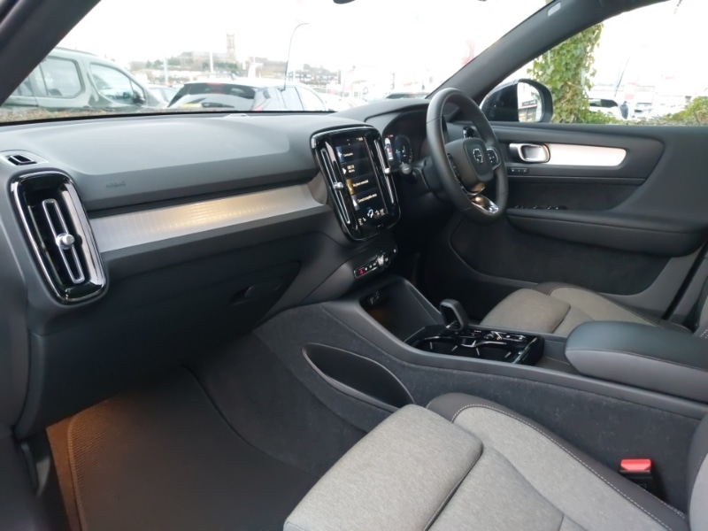 Used Volvo XC40 2023 for sale - 77573217: Photo 5