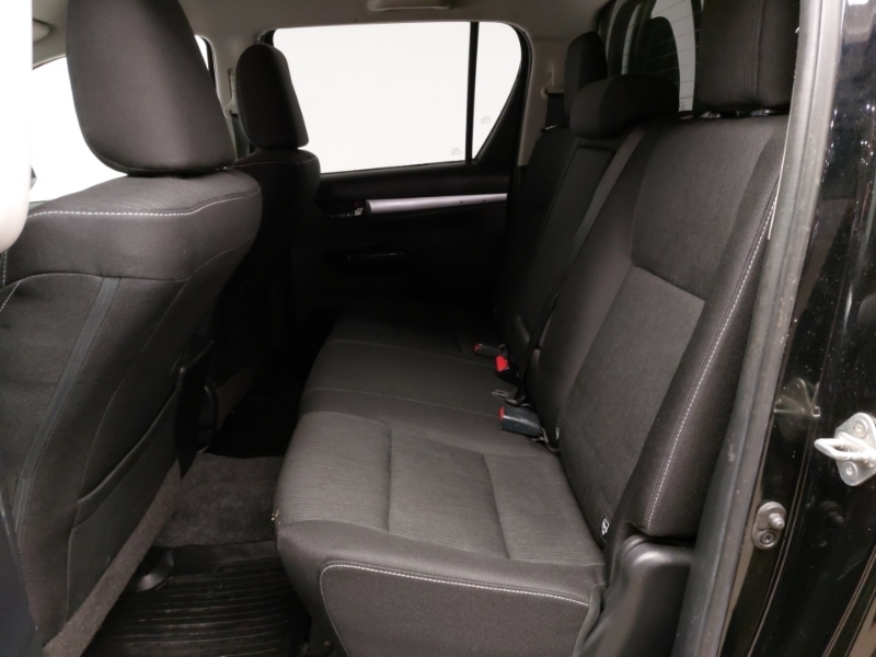 Used Toyota Hilux 2017 for sale - 77999301: Photo 6