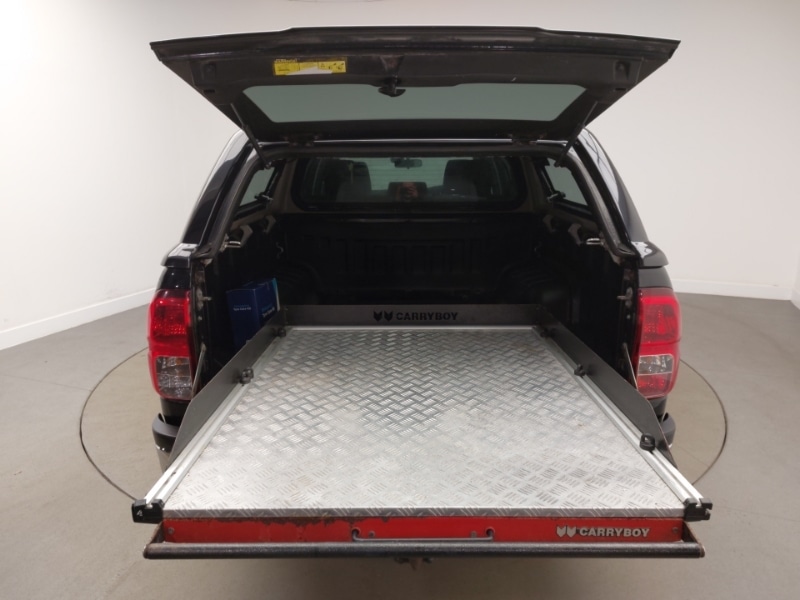 Used Toyota Hilux 2017 for sale - 77999301: Photo 8