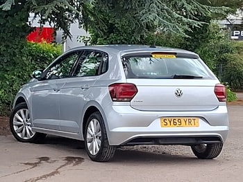 Used Volkswagen Polo 2020 for sale - 79056336: Photo