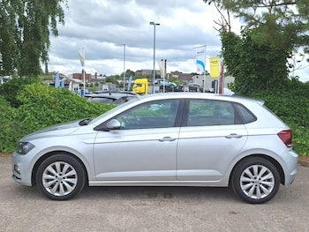 Used Volkswagen Polo 2020 for sale - 79056336: Photo