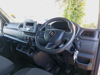 Used Renault Master 2023 for sale - 76695733: Photo