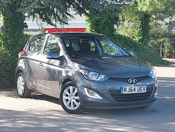 Used Hyundai i20 2014 for sale - 76348202: Photo
