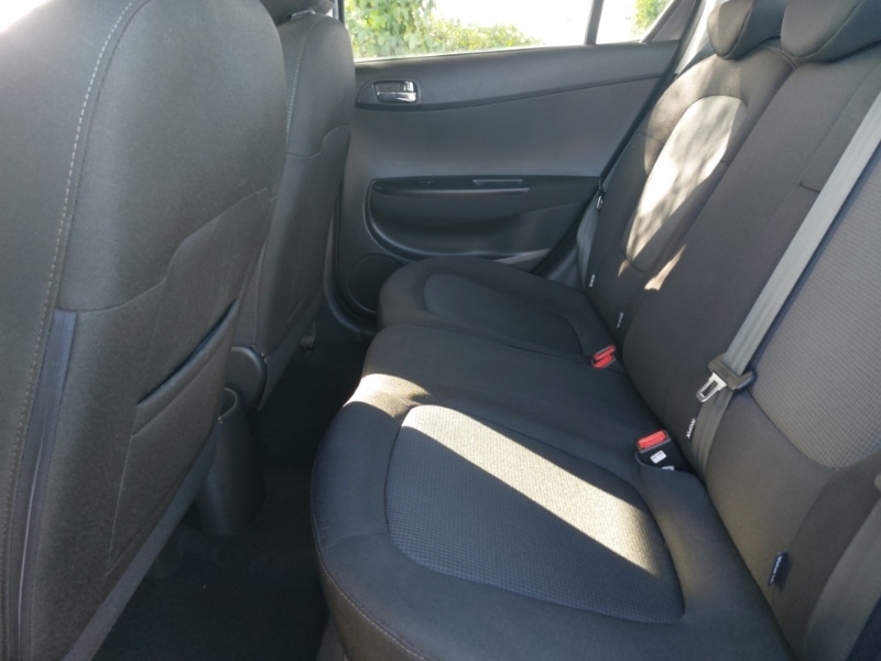 Used Hyundai i20 2014 for sale - 76348202: Photo 6