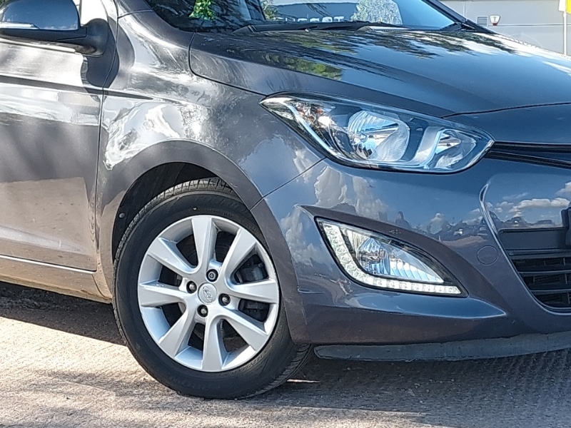 Used Hyundai i20 2014 for sale - 76348202: Photo 9