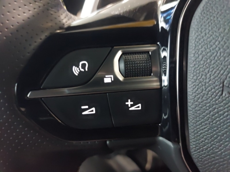 Used Peugeot 2008 2020 for sale - 77251809: Photo 14