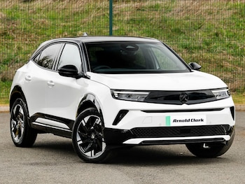 2025 - 115kW Ultimate 54kWh 5dr Auto