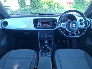 Used Volkswagen Beetle 2013 for sale - 79207422: Photo
