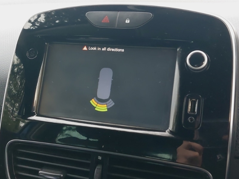 Used Renault Clio 2018 for sale - 77201837: Photo 11