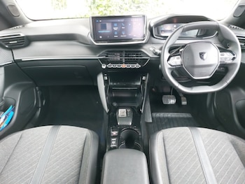 Used Peugeot 2008 2025 for sale - 78642808: Photo