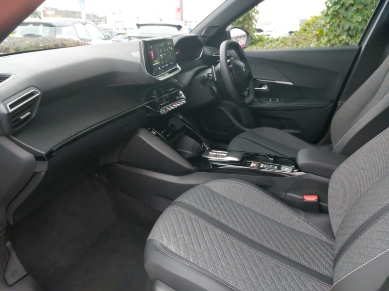 Used Peugeot 2008 2025 for sale - 76860584: Photo 5
