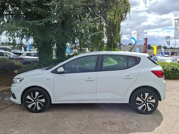 Used Dacia Sandero 2024 for sale - 79694552: Photo