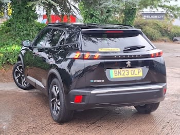 Used Peugeot 2008 2023 for sale - 79529602: Photo