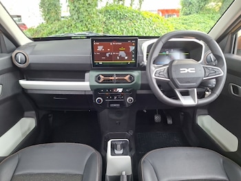 Used Dacia Spring 2025 for sale - 79505650: Photo