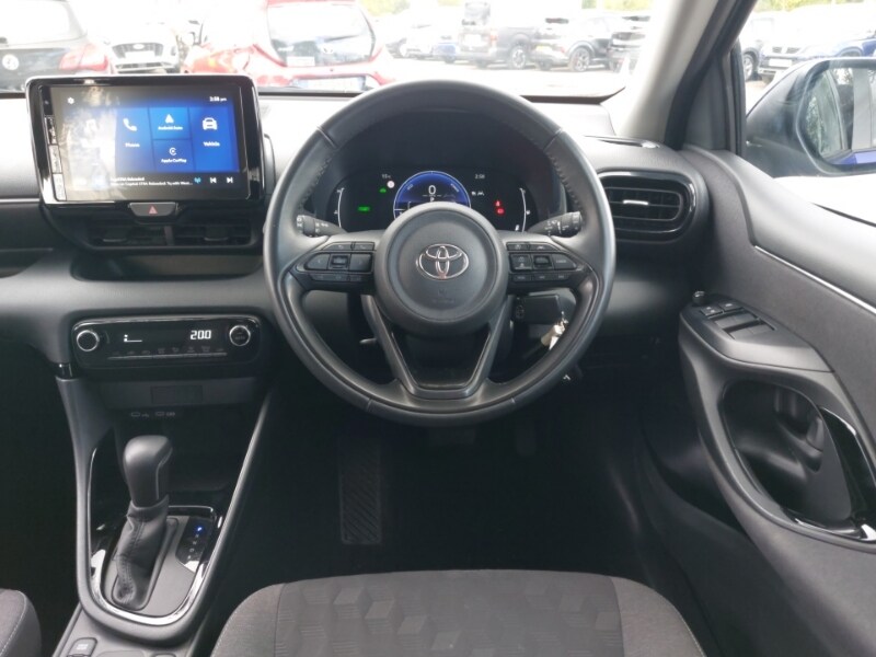Used Toyota Yaris 2024 for sale - 76335617: Photo 12