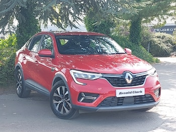2022 - 1.6 E-TECH Hybrid 145 Iconic 5dr Auto