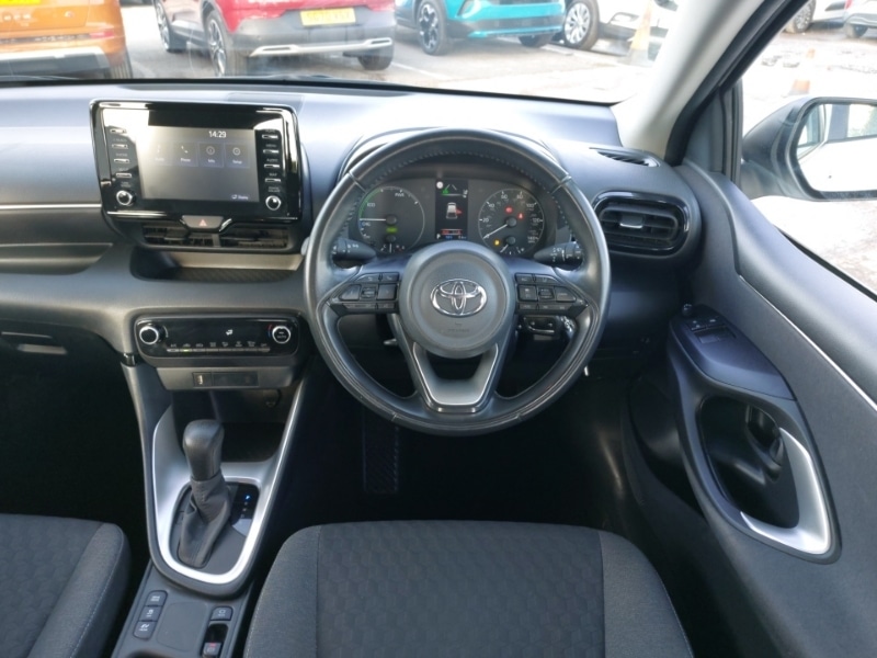 Used Toyota Yaris 2022 for sale - 77652080: Photo 12