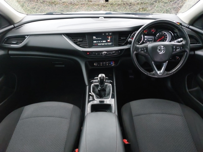 Used Vauxhall Insignia 2018 for sale - 77837875: Photo 2